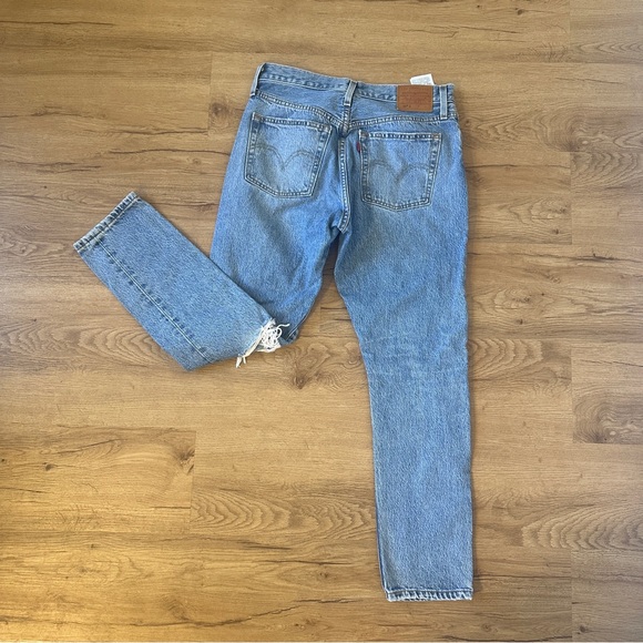 Levi 501 Skinny Jean - Picture 3 of 5